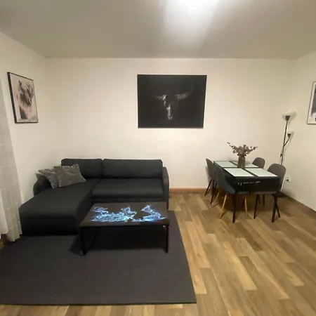 černý Tulipán - 2 *