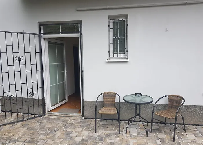 Cerny Tulipan - 2 Appartement Plzeň