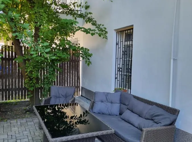 Cerny Tulipan - 2 * Plzeň